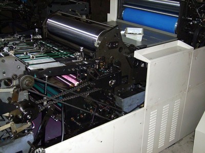 元裕四色冥幣印刷機(jī)生產(chǎn)冥幣的利潤(rùn)分析